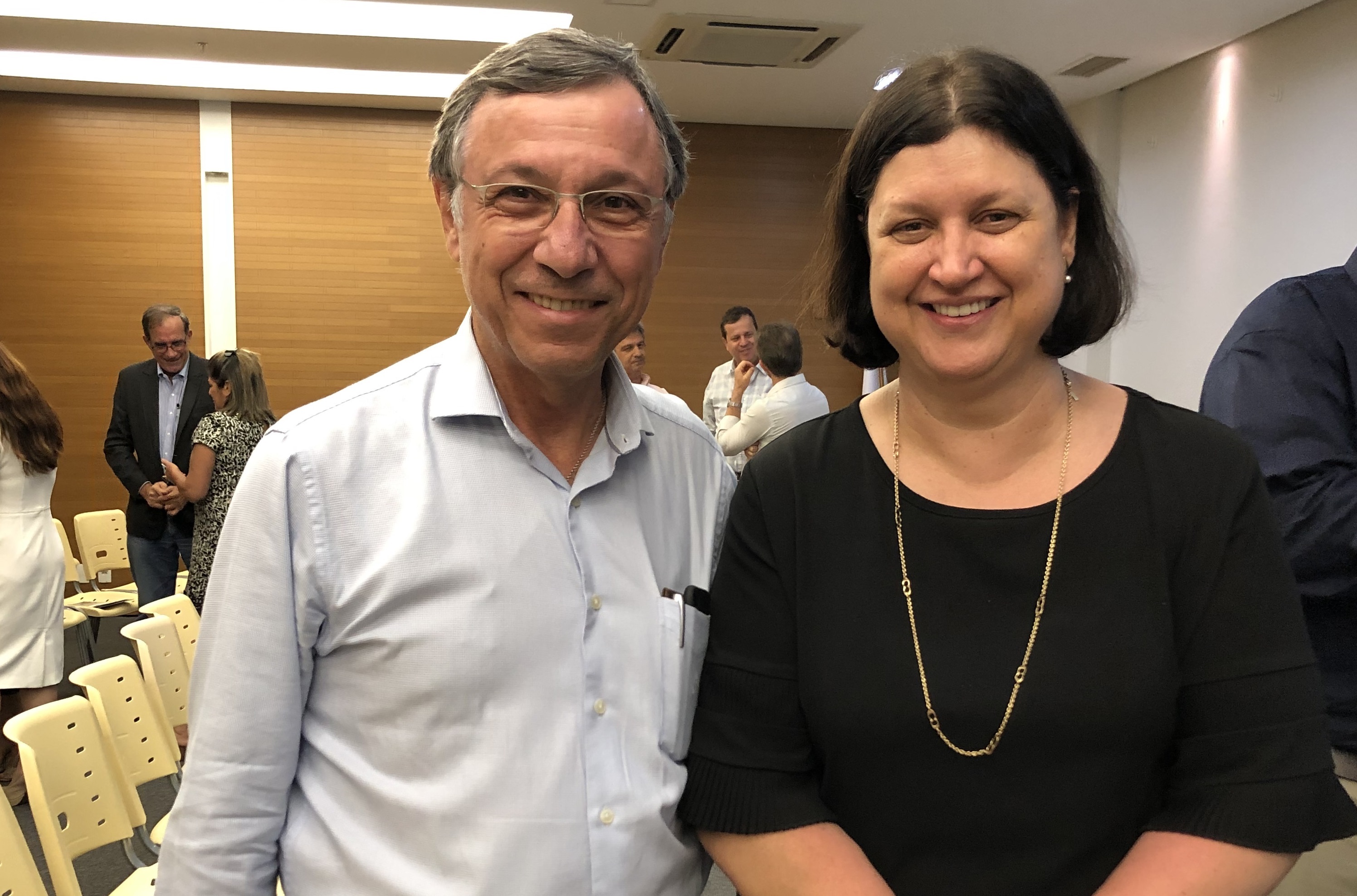 Evento trata da conjuntura da economia e da construção