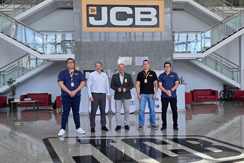 JCB recebe visita da Sobratema   