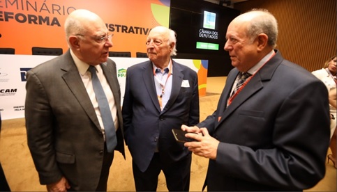Encontro reúne deputados e empresários para debater a reforma administrativa
