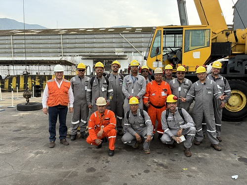 Instituto Opus forma nova turma de operadores de guindastes para atender norma de segurança da Petrobras